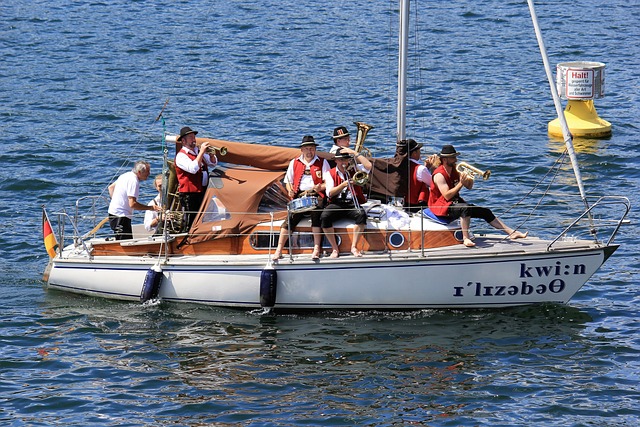 CBA，广东84-74复仇广厦升至第五，不得不承认的七大事实。.